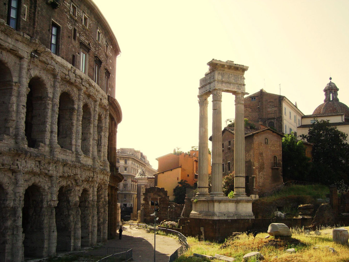 Introduzione al TEMPIO di APOLLO SOSIANO nel Campo Marzio meridionale.